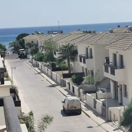 Sea View *